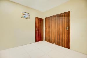 Hotel O The Royal INN