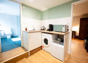 Aethelred Annexe - New Build with Full Amenities