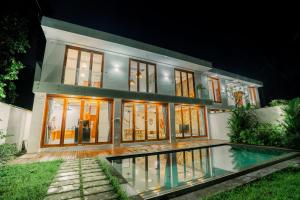 Villa For Julia - Tropical Escape near Ubud