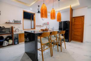 Villa For Julia - Tropical Escape near Ubud