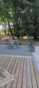 Studio bois du bournat piscine et tranquilité