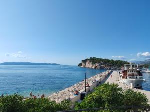 The best location in Makarska,free P, option bikes