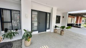 Coming Soon Davion House