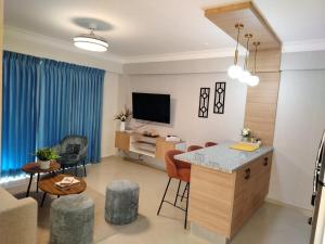 Residencial Las Palmeras f-2