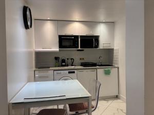 Le Camélia - Croisette on foot, 2 bedrooms, terrace