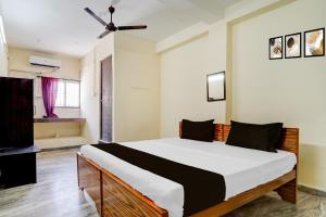 Super Collection O Avarampalayam Bus Stop Formerly Krish Castle