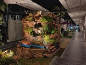 Sunshine Family Homestay near Terminal 1 Juanda Airport