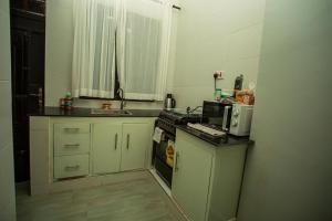 Nguchiro Palace Hotel