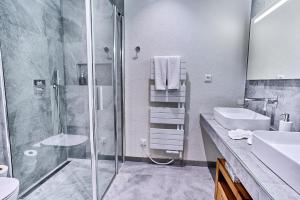 Vila HIMALAYA with FREE parking