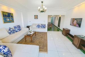 ALEX HOMES - Gleem Cozy Apartments Direct sea view