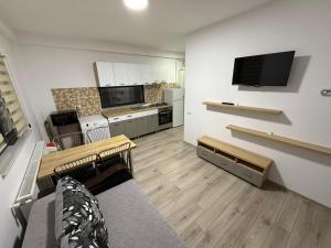 Silver Residence Caracal