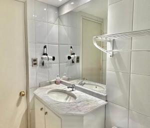 Metro Pedro de Valdivia, Providencia, Departamento