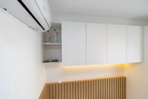 Studio Super Completo Com Sacada no Centro-MAN0410