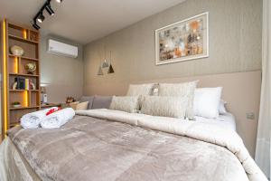 Studio Aconchegante com Ac em Ótima Região-MUV406