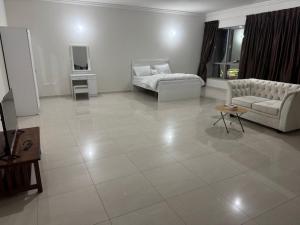 SN Real-estate House