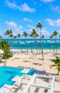 Caribbean dream beach Punta Cana room with private bathroom in shared apartment