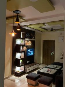 Shivalay - By Safarnama Stays - Near Kashi Vishwanath