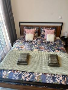 Kalliston Studio SKG