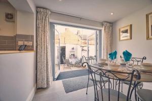 Roselyn By The Sea - Pet Friendly Accommodation