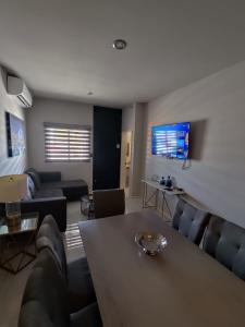 A beautiful apartment, in the heart of the golden zone!