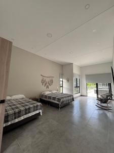 BosqueVivo - Cabaña de lujo con piscina y jacuzzi en Doradal