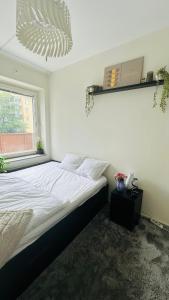 Cozy Stay -3 mins from Kallhäll Station