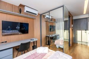 Studio Completo no Água Verde c garagem - VBE1506