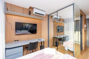 Studio Completo no Água Verde c garagem - VBE1506