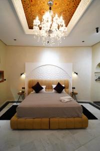 Le 146 - Art of Living