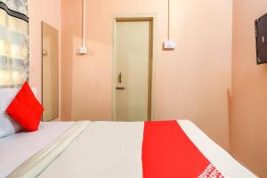 Hotel O by OYO Sidhu Kanhu & Banquet