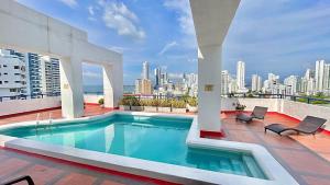 Apto luxury en el laguito edificio marina del rey cartagena frente al mar