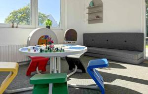 Cozy Home In Haderslev With Wifi