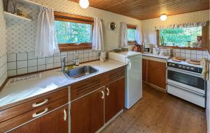 Amazing Home In Aakirkeby With Wifi