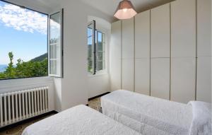 2 Bedroom Amazing Apartment In Semorile