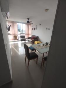 Apartamento vista al MAR RODADERO SUR