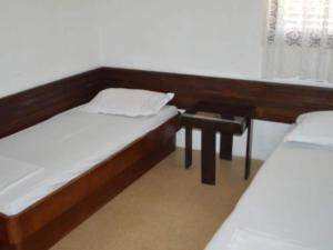 Apartments Miki Rogoznica - Classic Two Bedroom Apartment with Terrace