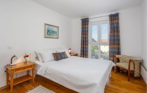 Awesome Apartment In Malinska With House Sea View 