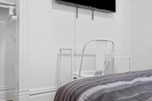 Pittsburgh Shadyside 1D Stylish and Cozy Private Bedroom with Shared Bathroom