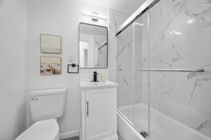 Pittsburgh Shadyside 1D Stylish and Cozy Private Bedroom with Shared Bathroom