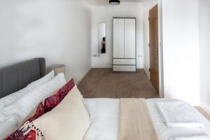 Modern Downtown Gem- Brand New Apartments on Cannon St