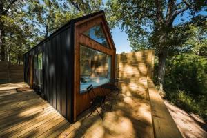 Nordic Couples Cabin W Hot Tub, Sauna, Grill