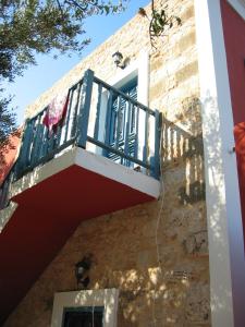 Villa Katingo Halki-Island Greece