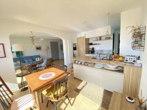 Appartement 2-4 pers à 300m de la mer avec climatisation - FR-1-770-60