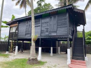 Rumah Inap Kampung Agong Sunrise