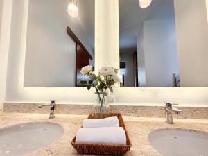 La Nissta Villa 4bdr pool Villa Phuket