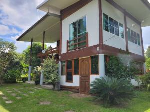 Coco farm stay Suanphueng