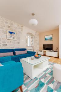 Old Town Museum Square Apartment