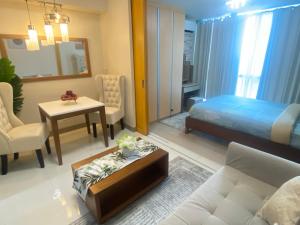 La Rosa Home - Uptown BGC