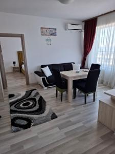 2 rooms apartment, max 4 persons, 30 meters far from the Beach and the Black Sea