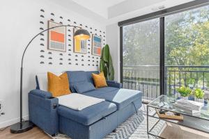 Modern 1BD Near DT & UMN Gym Street Parking